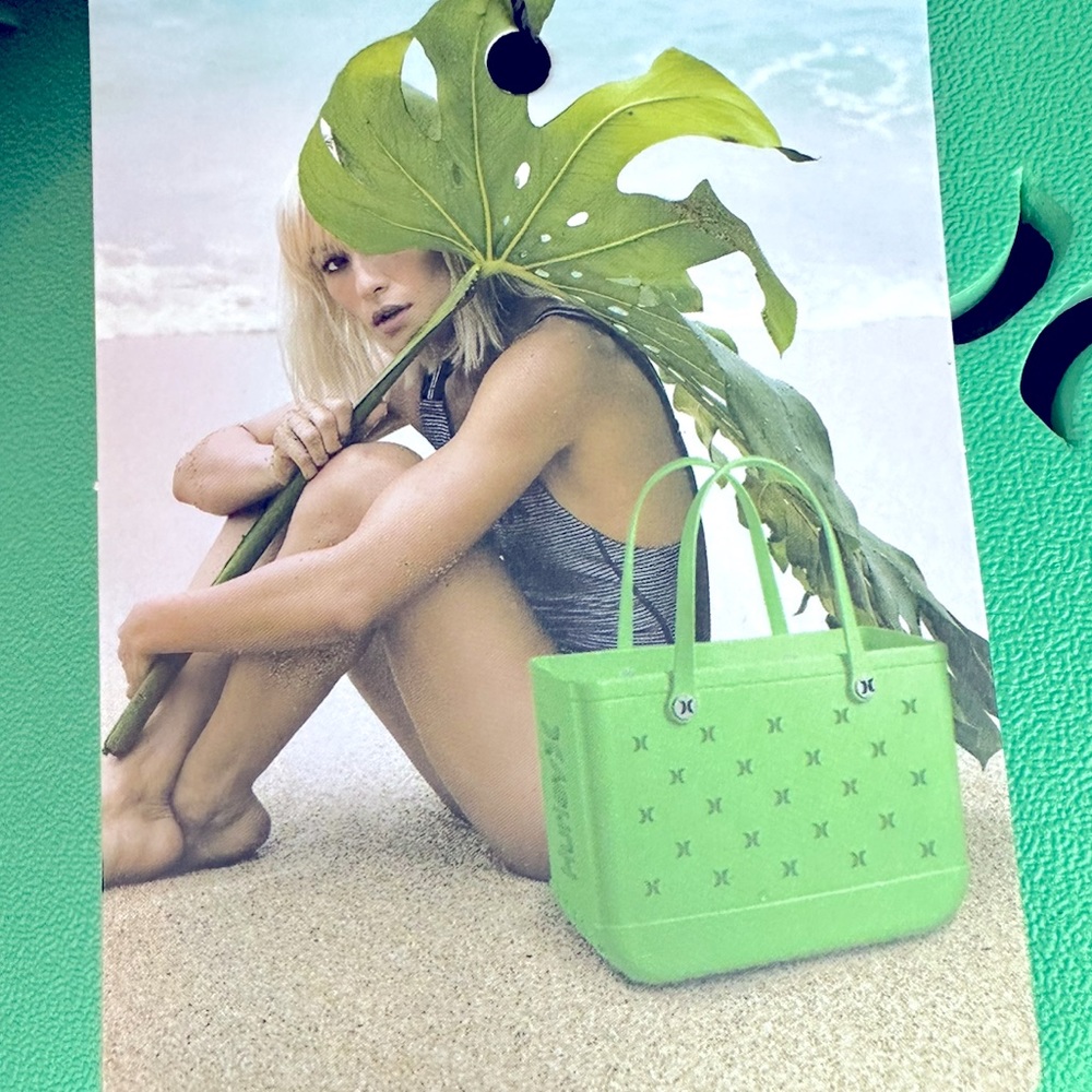 1-HURLEY BEACH TOTE (MINT)